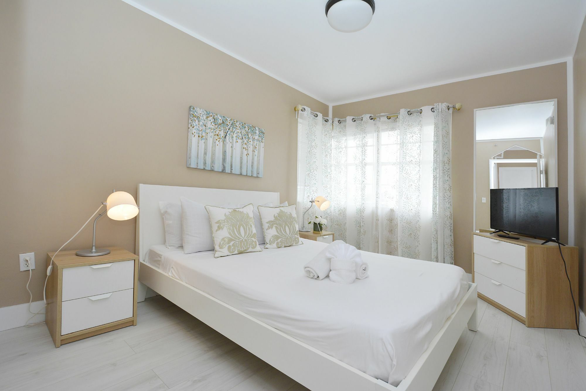 335 Ocean Walk *