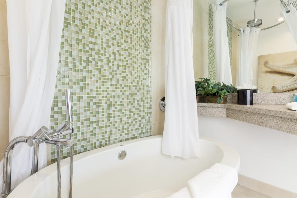 C Ocean At Ocean Drive (adults Only) Miami Beach