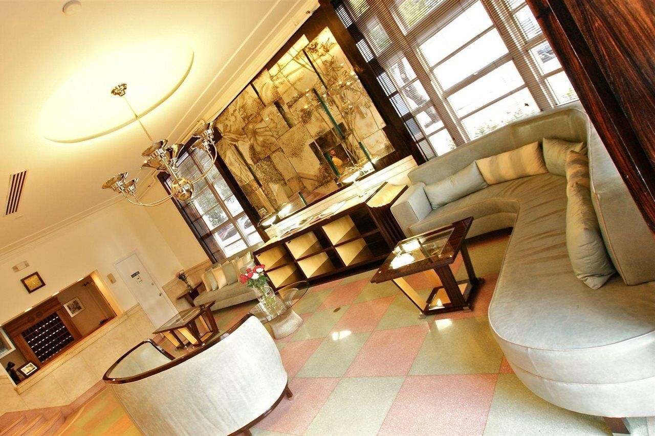 Hotel Greenview By Lowkl