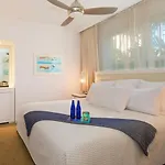 Blue Moon Hotel