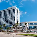Dw Oceanfront Resort