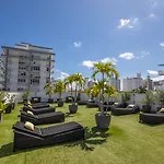 Lincoln Arms Suites