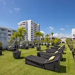 Lincoln Arms Suites