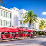 South Of Fifth Ocean Drive Apt