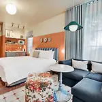 Hotel Trouvail Miami Beach