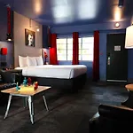 Hotel Gaythering - Gay Hotel - All Adults Welcome
