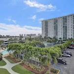 Best Condo On The Beach 6 Beds Free Parking