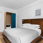 Boutique Hotel Suite 1215 West Avenue