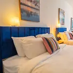King Bed Rooftop Suite Ocean Dr C304