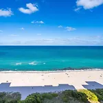 Oceanfront Luxury Penthouse 2 Bedrooms With Direct Ocean View