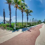 Castle Beach Studios By Vacation Media