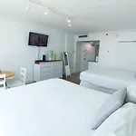 Castle 1029 Balcony Studio With Ocean View, Pool, Tennis And Free Parking