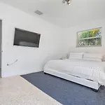 Perfect Beach Home For A Family Getaway Wpool!