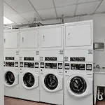 Mantell Plaza Apartments