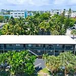 Bay Harbor Unit 3 Lovely 2 Bed 1 Bath Apartment