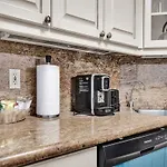 Ocean View Condo Beach Service 1504