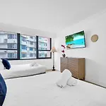 Comfortable Ocean View Condo Beach Service 1214