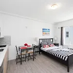 Lovely Condo In Miami Beach