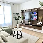 High-End Remodeled Apartment, On The Beach