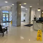 Sunny Isles, Beach Life! Parking Included