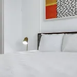 Starlite Hotel