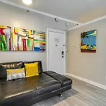 Sunny Miami Beach Condo Steps To Boardwalk!