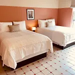 Hotel Trouvail Miami Beach
