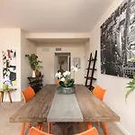 2 Bedroom 2 Bath Apartment On 7 Th Collins Ave