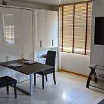 Cozy Studio, Walk To The Beach, Restaurants, Bars