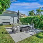 Stunning 2Bd 1Ba Dream Beach House In Surfside