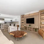 1 Hotel King Suite 1Br 1 5Ba