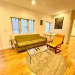 8 Guests Luxurious Elegant South Beach Suite