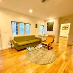 8 Guests Luxurious Elegant South Beach Suite