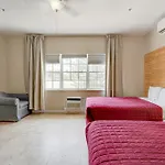 James Hotel