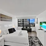 Beautiful Condo In Resort 1004