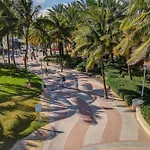Balcony Beach View W/2 Queen Beds, Ocean Dr Beach