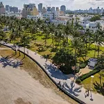 Stylish Ocean Dr Apt W/ 2 Queen Beds, Across Beach
