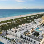 Stylish Ocean Dr Apt W/ 2 Queen Beds, Across Beach