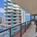 Beautiful Beach Condo Beach Service 1020