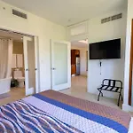 King Bed-Apt With Rooftop Pool-Bar D303