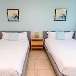 Seastays-Beachfront Apartments