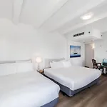 Ocean Spray Hotel