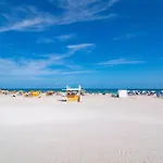 Easy Ocean Dr Beach, 2 Queenbeds
