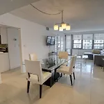 Sabrinas 2Br Modern Beachfront Condo