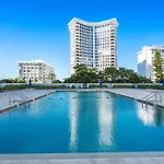Serena Oceanfront 2 Bedrooms With Direct Oceanview And Parking