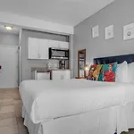 Frida Kahlo Studio South Beach Hideaway For Two