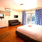 L\'Etoile Apartments Part Of The Oasis Casita Collection