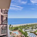 Spacious Ocean View Condo Beach Service 1507