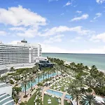 Junior Suite At Sorrento Residences- Fontainebleau Miami Beach Home