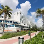 Castle L5 Oceanview Double-Loft With Pool, Beach Access, Tennis, Free Parking!